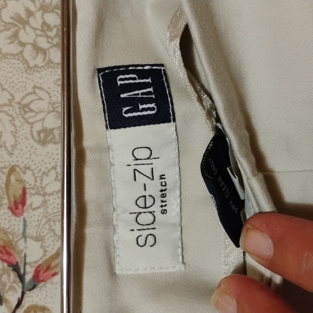 GAP Women's Capri Size 14 - Picture 2 of 8